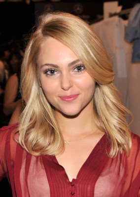 AnnaSophia Robb pic #707395