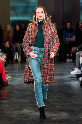 Anne Vyalitsyna pic #1204591