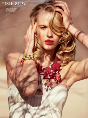 Anne Vyalitsyna pic #609730