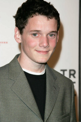 photo 22 in Anton Yelchin gallery [id230780] 2010-01-27 00:00:00