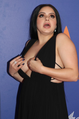Ariel Winter pic #998832