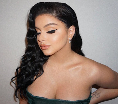 photo 29 in Ariel Winter gallery [id1034269] 2018-05-04 00:00:00
