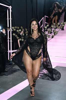 photo 7 in Ashley Graham gallery [id1365662] 2025-02-11 00:00:00