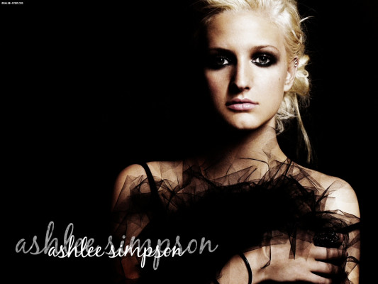 Ashlee Simpson pic #116443