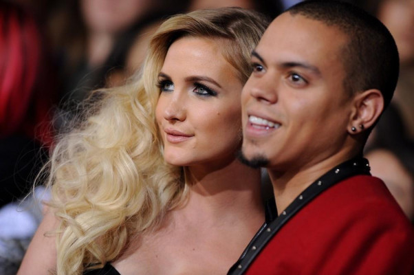 Ashlee Simpson pic #663912