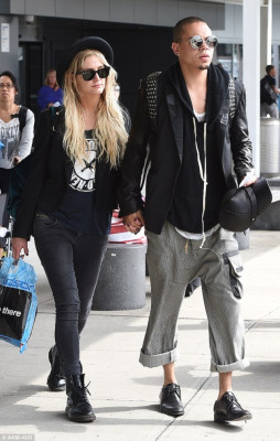 Ashlee Simpson pic #725657