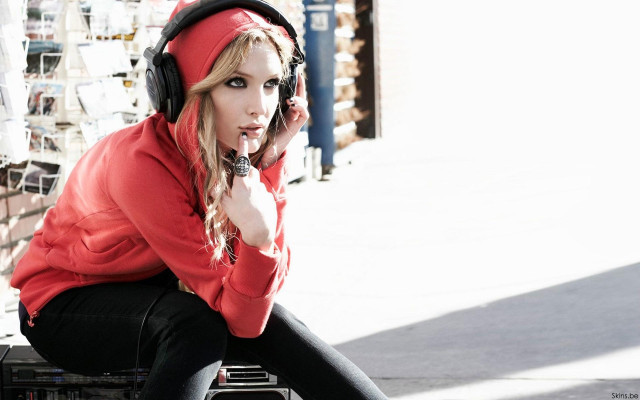 Ashlee Simpson pic #113415