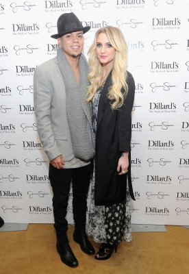 Ashlee Simpson pic #650524