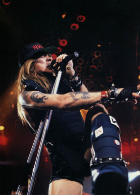 Axl Rose pic #35955
