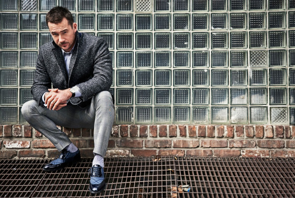 Barry Sloane  pic #1219585