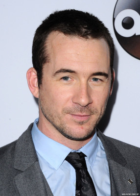 Barry Sloane  pic #1277417