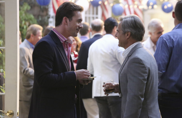 Barry Sloane  pic #845621