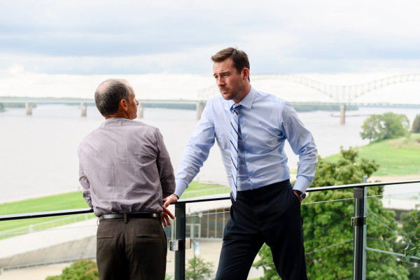 Barry Sloane  pic #1228809