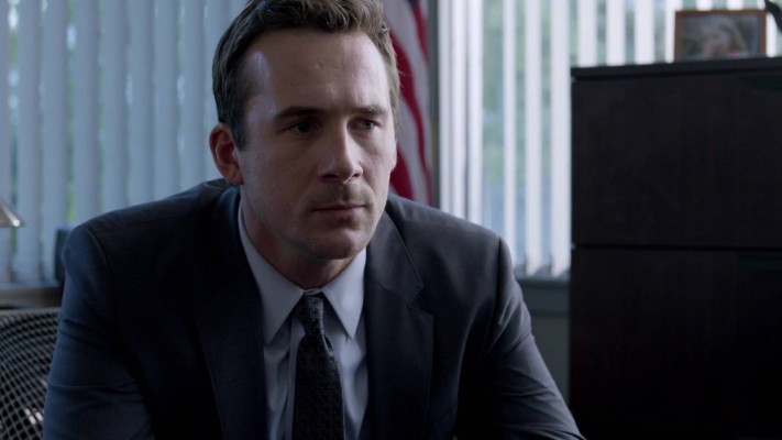 Barry Sloane  pic #1265476