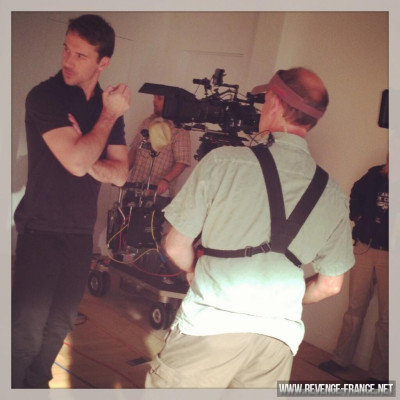 Barry Sloane  pic #1203717
