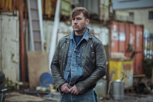 Barry Sloane  pic #1372801