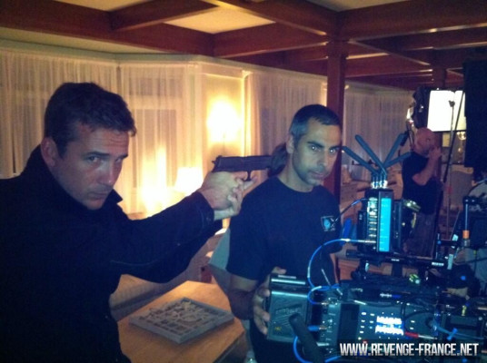 Barry Sloane  pic #1256943