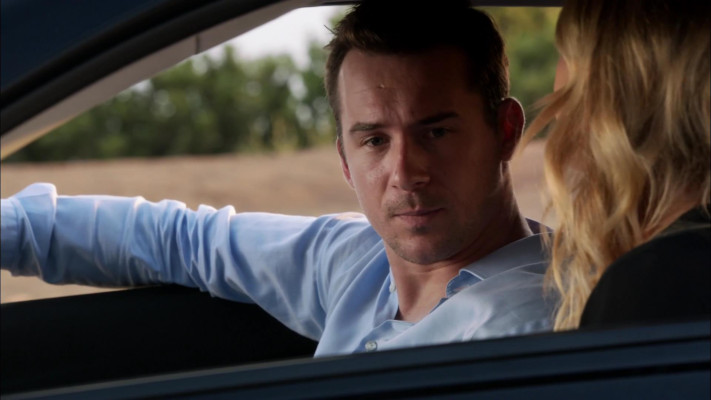 Barry Sloane  pic #1258746