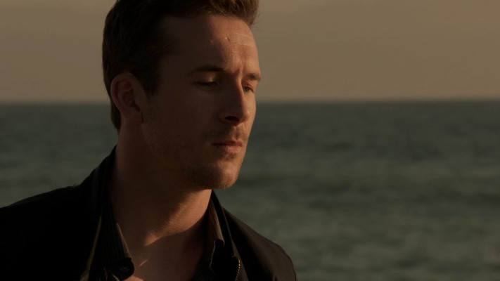 Barry Sloane  pic #1231651