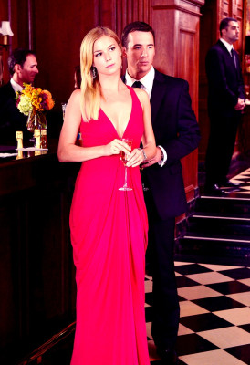 photo 4 in Barry Sloane  gallery [id558037] 2012-12-03 00:00:00