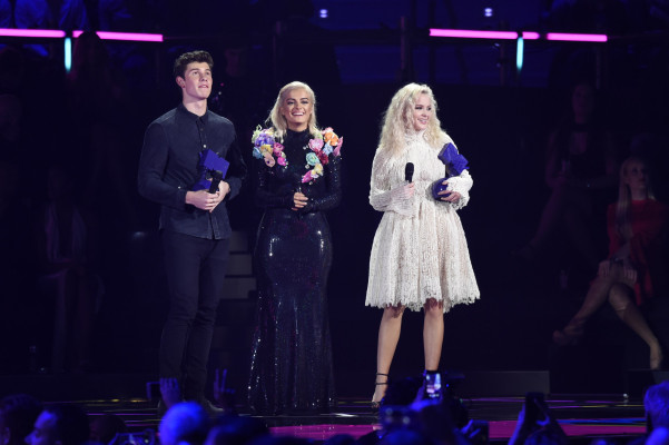 Bebe Rexha pic #946789