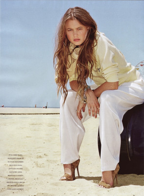 photo 17 in Behati Prinsloo gallery [id251376] 2010-04-27 00:00:00