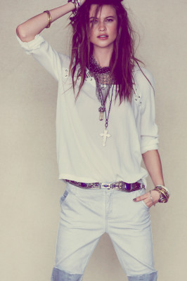 Behati Prinsloo pic #613324