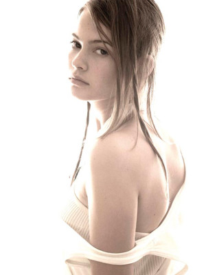 Behati Prinsloo pic #279082