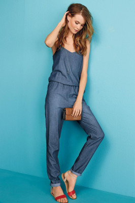 Behati Prinsloo pic #749107