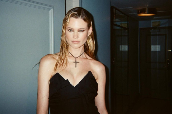 Behati Prinsloo pic #1338602
