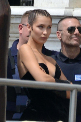 Bella Hadid pic #947663