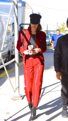 Bella Hadid pic #980781
