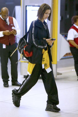 Bella Hadid pic #1053343