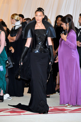 Bella Hadid pic #1035330