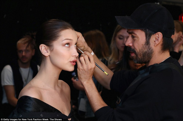 Bella Hadid pic #1013095