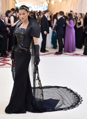 Bella Hadid pic #1035337