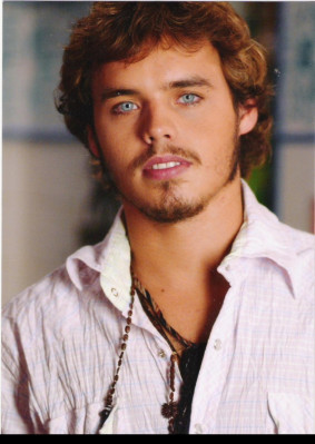Benjamin Rojas pic #453268