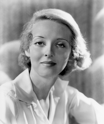 Bette Davis pic #368021