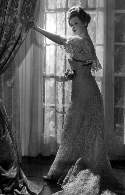 Bette Davis pic #367899