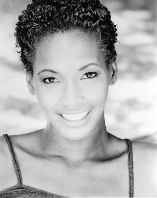 Beverly Peele pic #195321