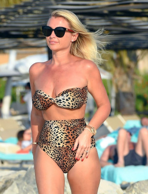 photo 13 in Billie Faiers gallery [id1081629] 2018-11-12 00:00:00