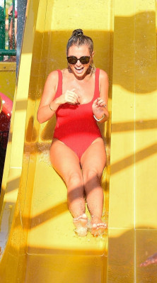 photo 18 in Billie Faiers gallery [id1081551] 2018-11-12 00:00:00