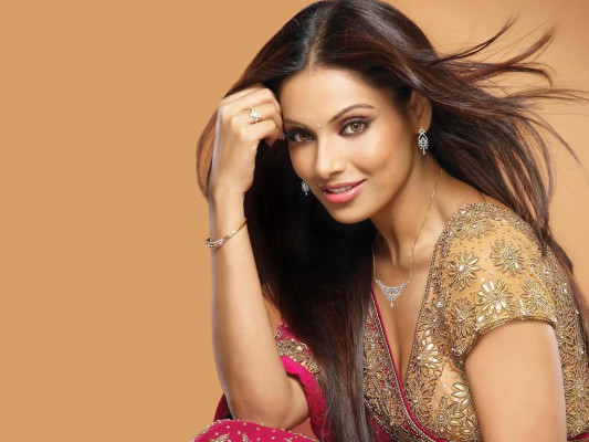 Bipasha Basu pic #409725