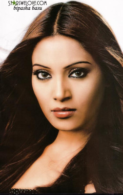 Bipasha Basu pic #128978
