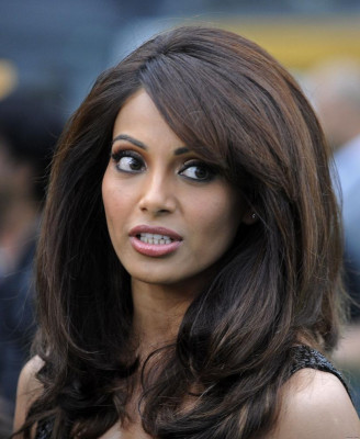 Bipasha Basu pic #432984