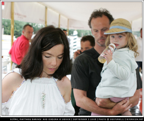 photo 10 in Bjork gallery [id52415] -0001-11-30 00:00:00