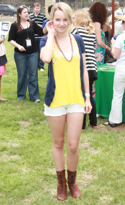Bridgit Mendler pic #576869