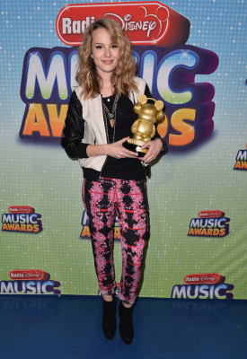 Bridgit Mendler pic #666385