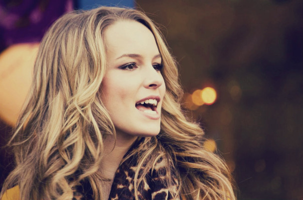 Bridgit Mendler pic #666374