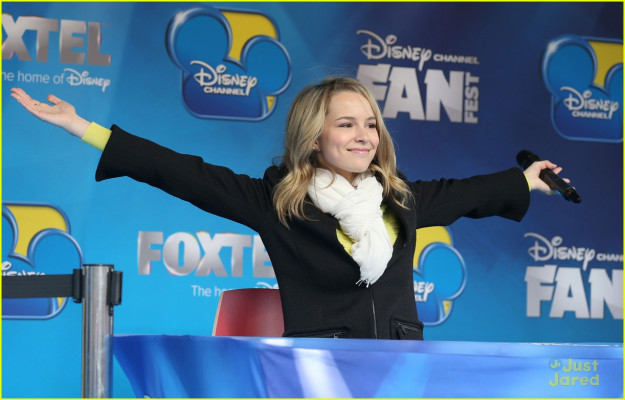 Bridgit Mendler pic #666420